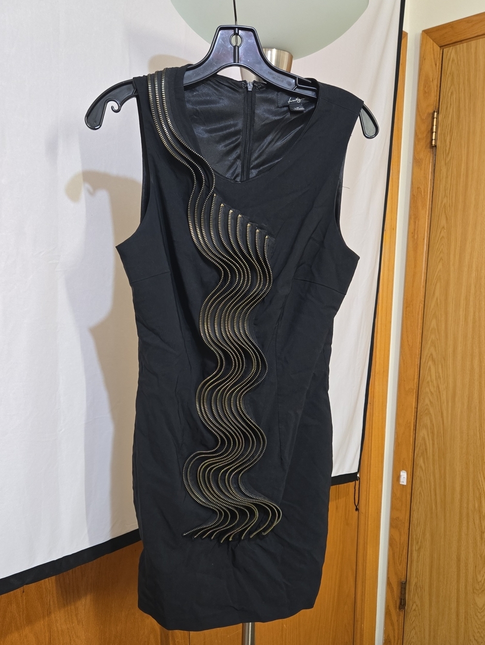 Forever 21 Black One-Shoulder Dress with Gold Wave Detail L